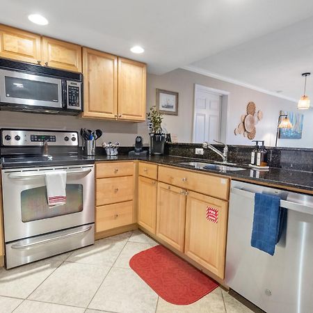 Fun 2 Bed/2 Bath Condo With Pool On Biloxi Beach エクステリア 写真