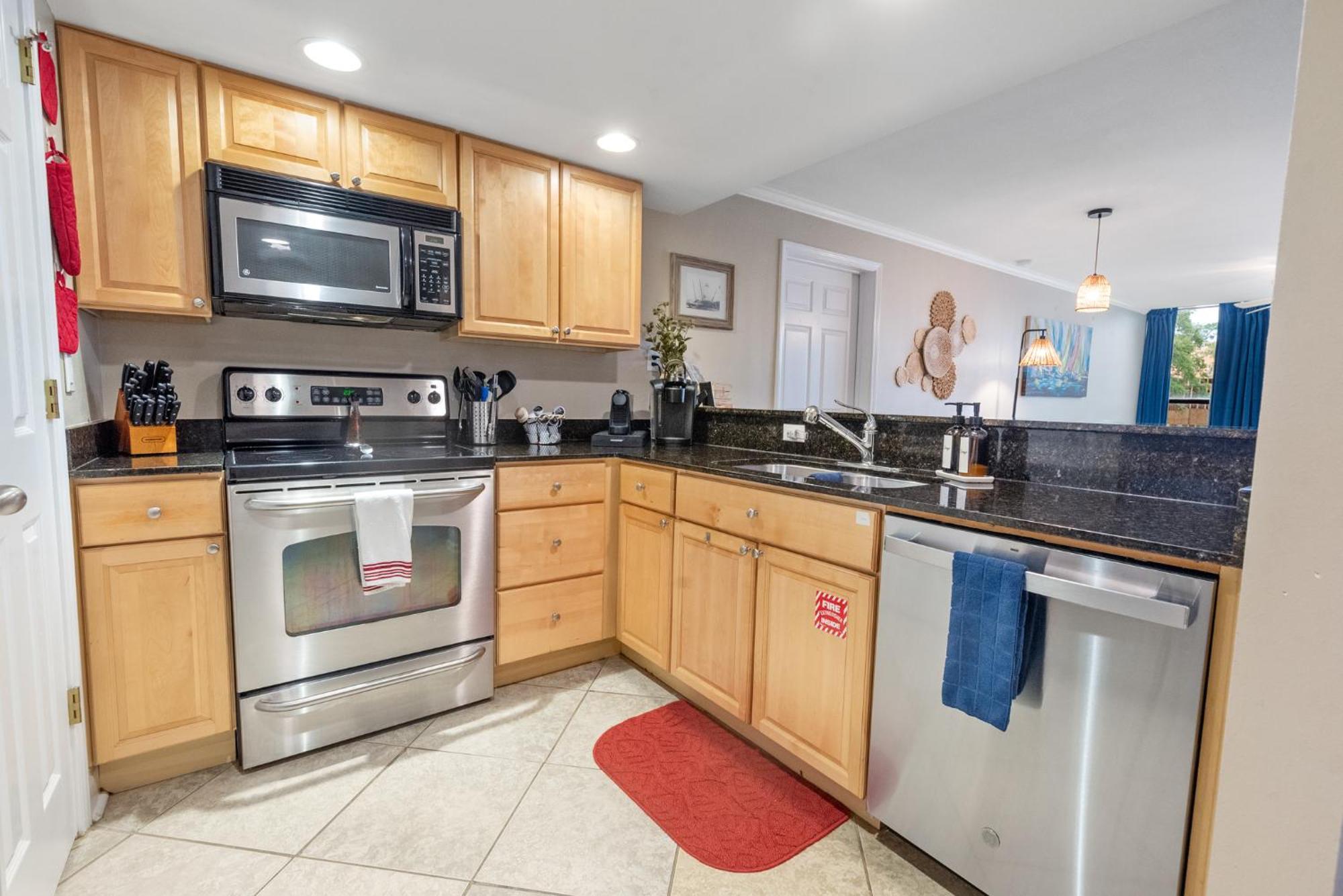 Fun 2 Bed/2 Bath Condo With Pool On Biloxi Beach エクステリア 写真